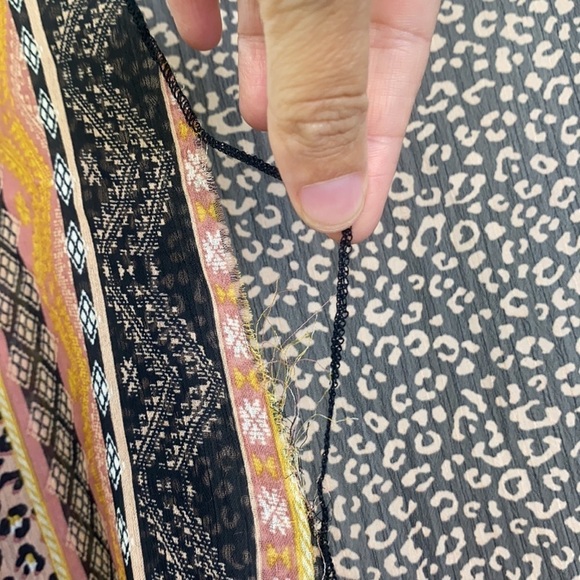 Democracy - NWT Quarter Length Pink & Black Double Ruffle Cardigan Size S/M - Picture 7 of 12